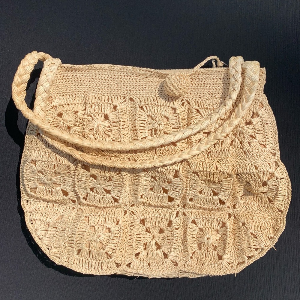 🌹3/$35 Crochet straw bag with a zipper